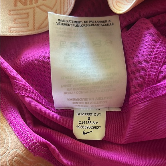 Nike Pro Dri-FIT Cropped Top – Fire Pink with Logo Band – Women’s‎ Small - Picture 14 of 15